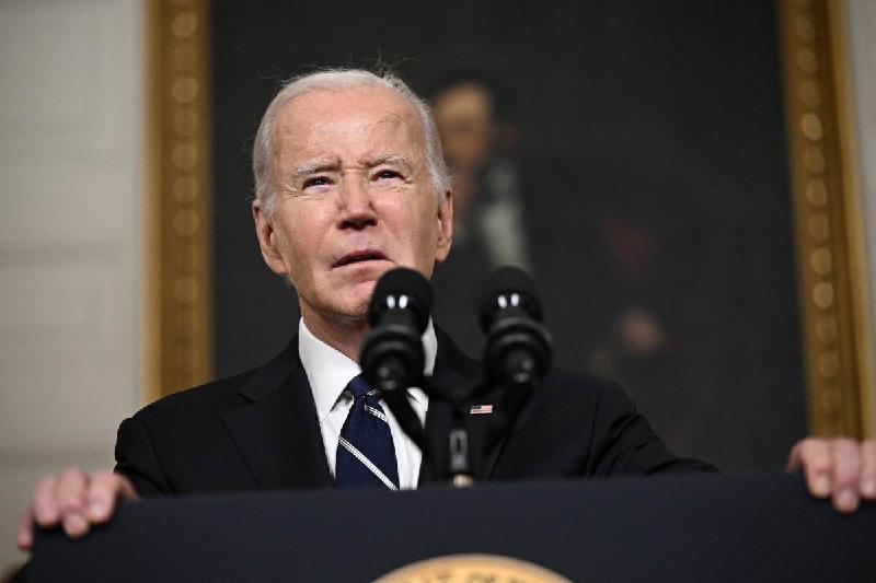 Biden anuncia "pacote sem precedentes" e avisa: "Não ataquem Israel" - (BRENDAN SMIALOWSKI / AFP)