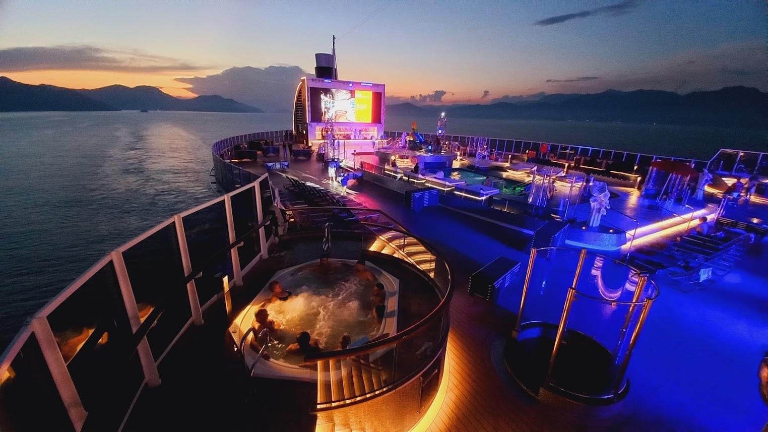 MSC Seaview
-Carlos Altman/EM
