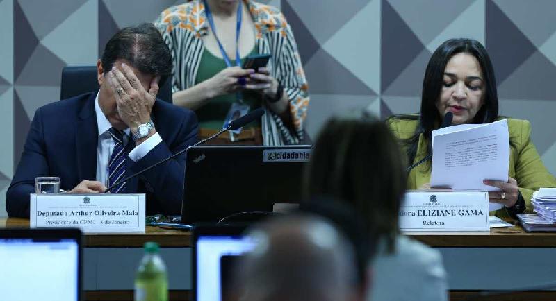 Atos golpistas: CPMI aprova relatório que pede indiciamento de Bolsonaro - Lula Marques/Agência Brasil