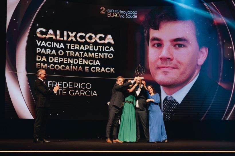 Vacina para vício em cocaína, feita na UFMG, vence prêmio latino-americano