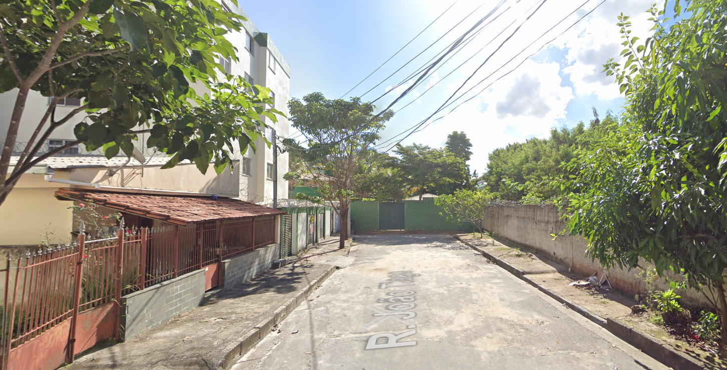 Homem é cercado em rua sem saída e morto a tiros no bairro Dona Clara - Reprodução/Google Maps